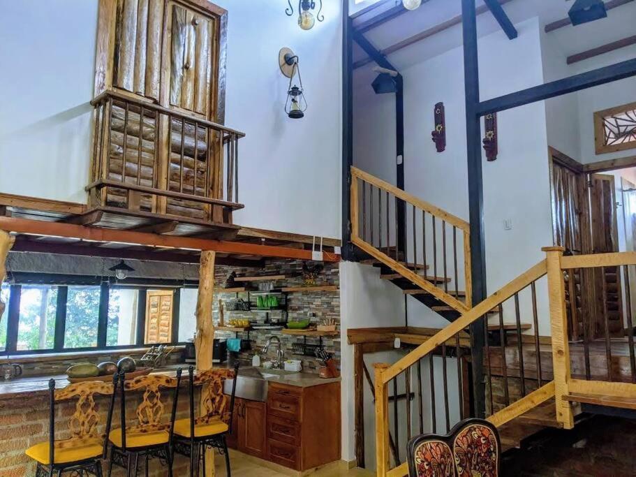El Encanto Mountain Cabin Саленто Екстериор снимка