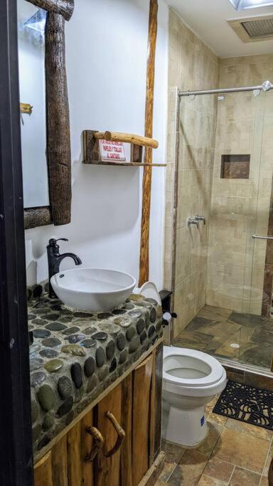 El Encanto Mountain Cabin Саленто Екстериор снимка