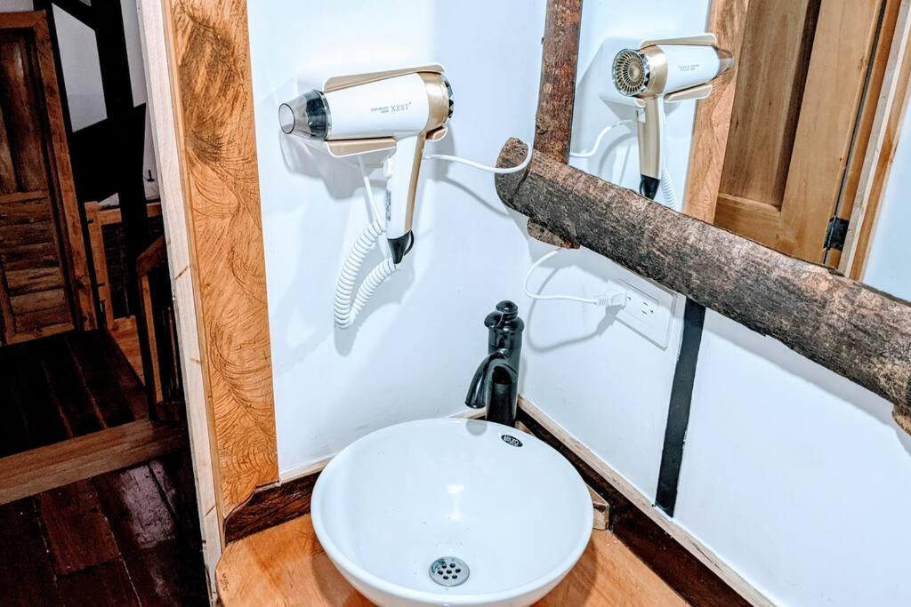 El Encanto Mountain Cabin Саленто Екстериор снимка