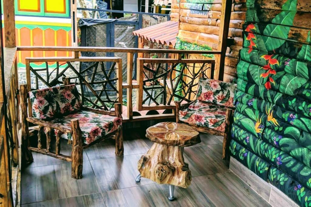 El Encanto Mountain Cabin Саленто Екстериор снимка