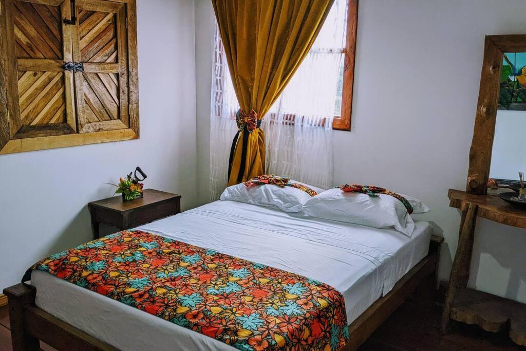 El Encanto Mountain Cabin Саленто Екстериор снимка