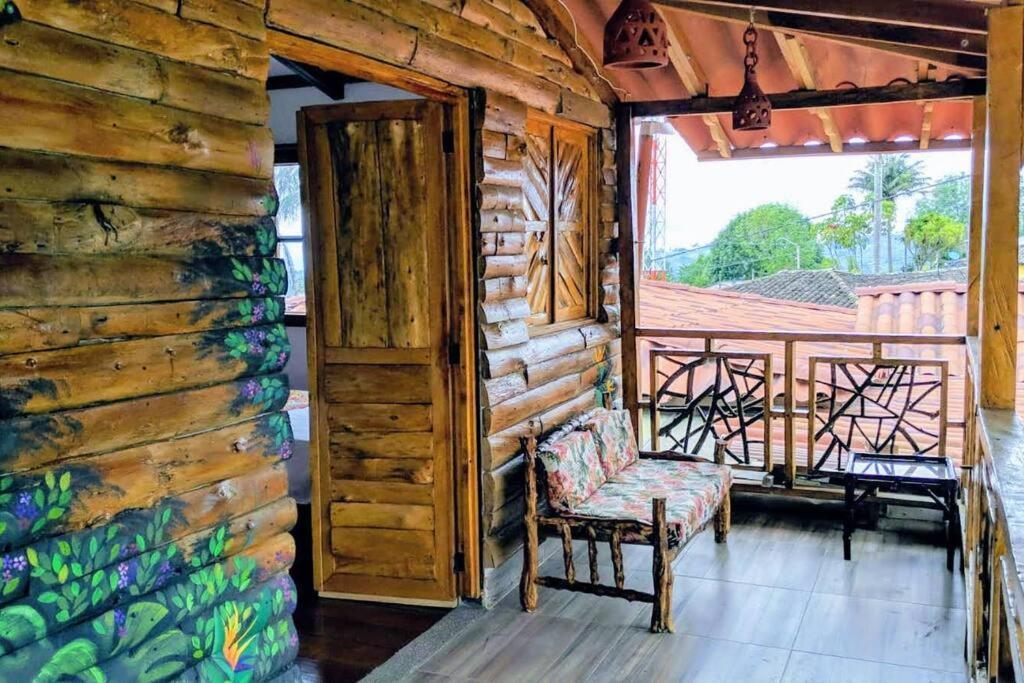 El Encanto Mountain Cabin Саленто Екстериор снимка